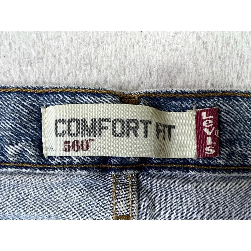 Levis 560 Jeans Mens 38x30 Blue Relaxed‎ Tapered Comfort Fit Zip Fly Light Wash
